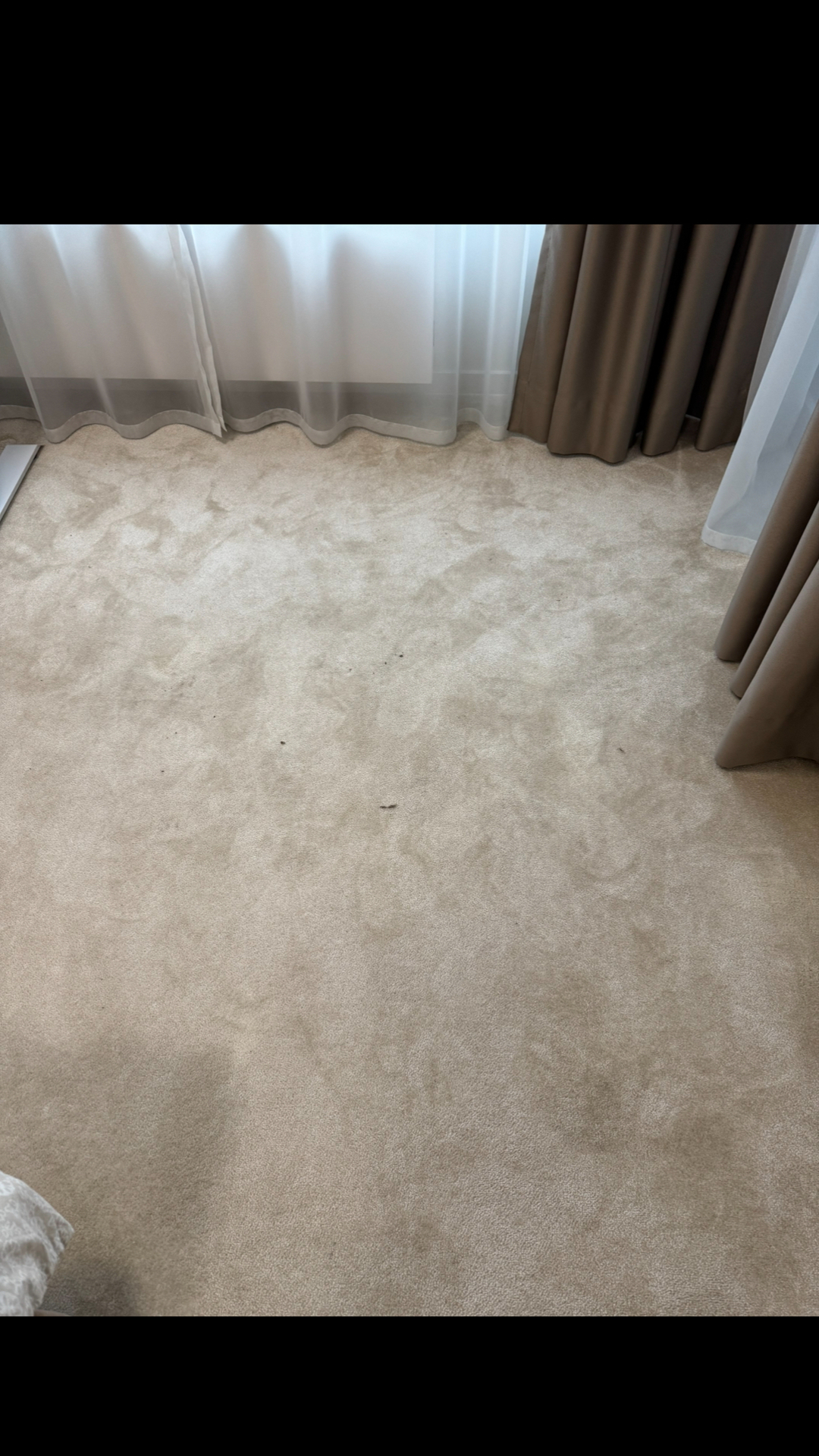 Before photo for Пране на мека мебел и килими