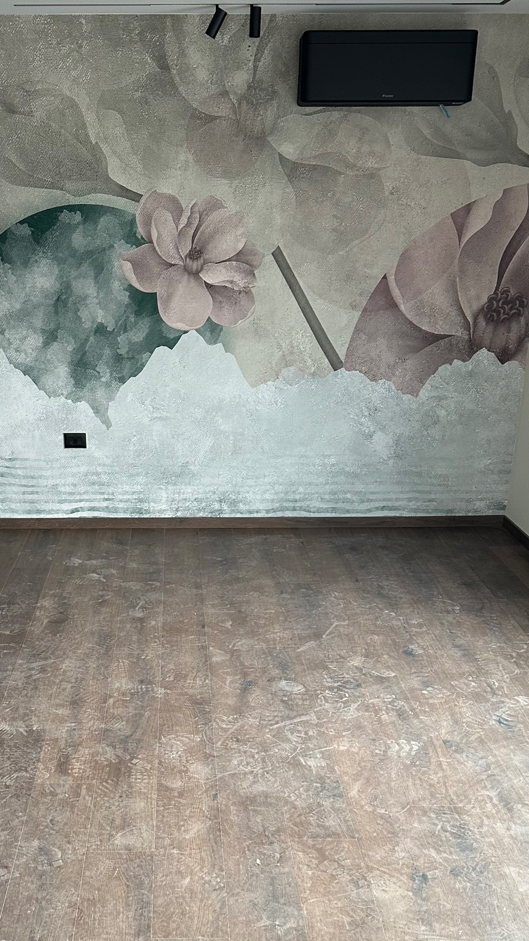 Before photo for Почистване след ремонт